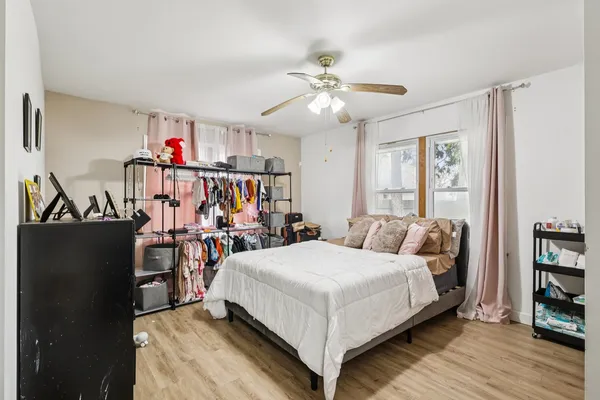 $249,000 | 905 South Martin Luther King Junior Avenue, Waukegan, IL 60085