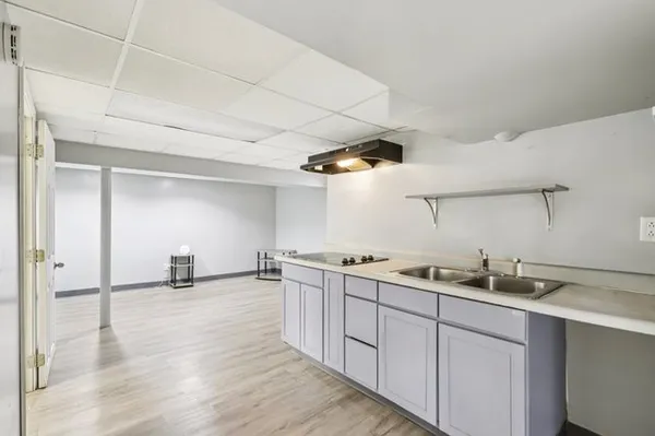$249,000 | 905 South Martin Luther King Junior Avenue, Waukegan, IL 60085