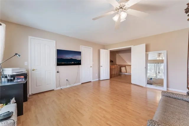 $699,999 | 7504 Heather Knoll Circle, Las Vegas, NV 89129