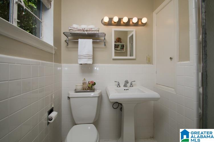 2208 Comer Place Birmingham, AL 35216 - Photo 17 of 21