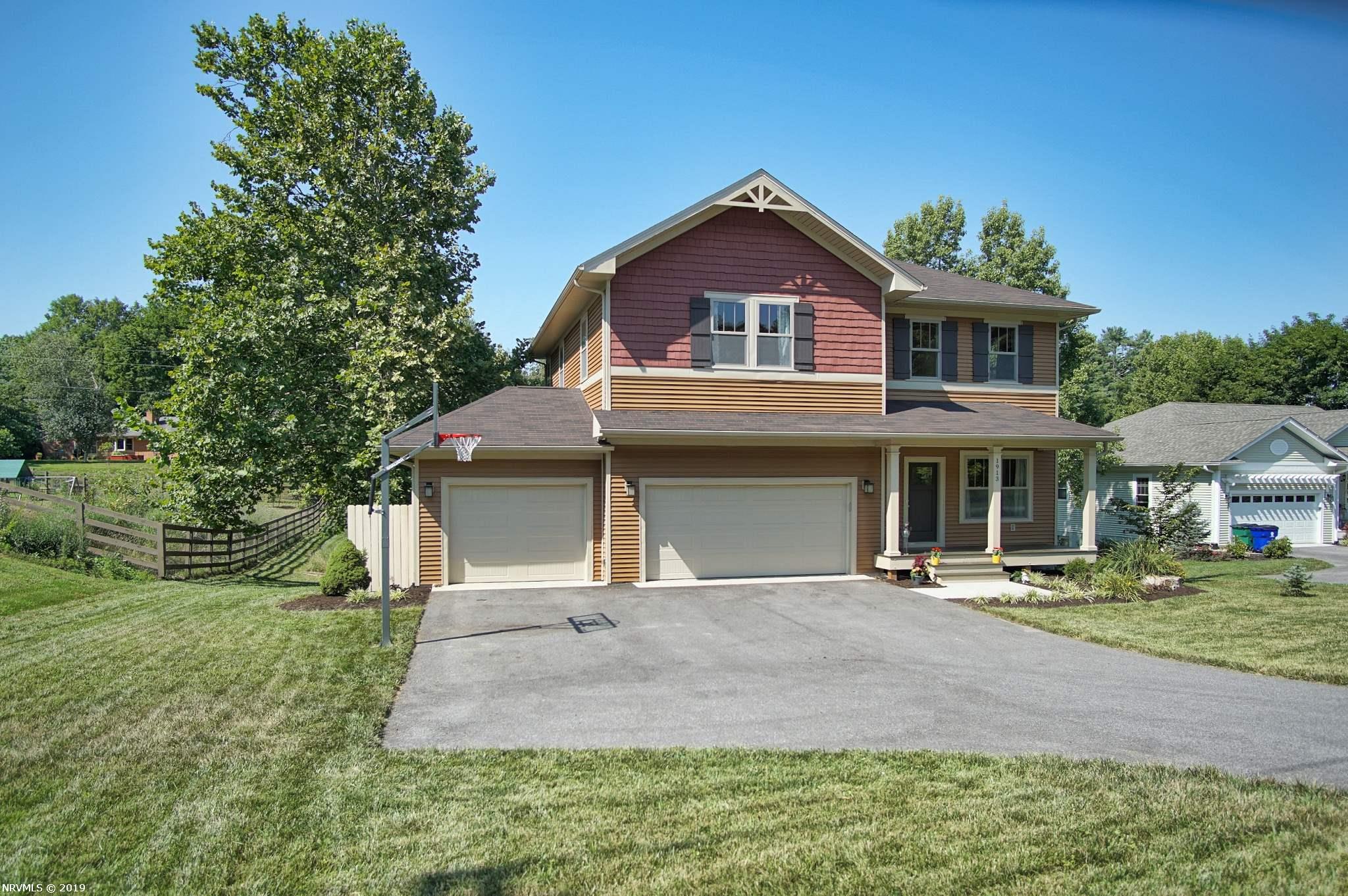 1913 Shadow Lake Road Blacksburg, VA 24060 - Photo 1 of 61 Gallery Image 1