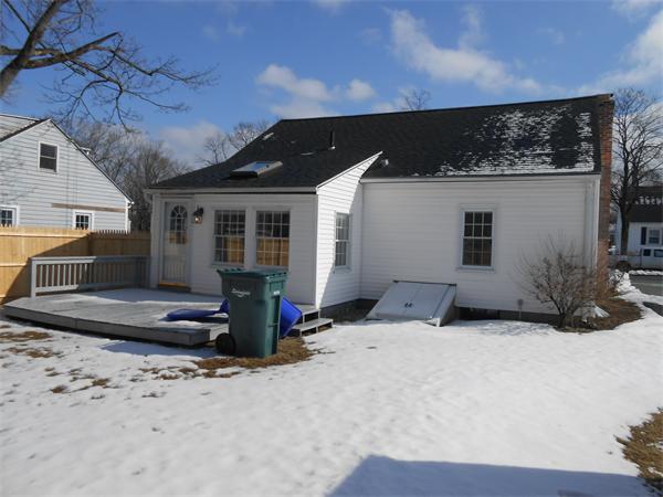 210 Dayton Street Springfield, MA 01118 - Photo 4 of 14