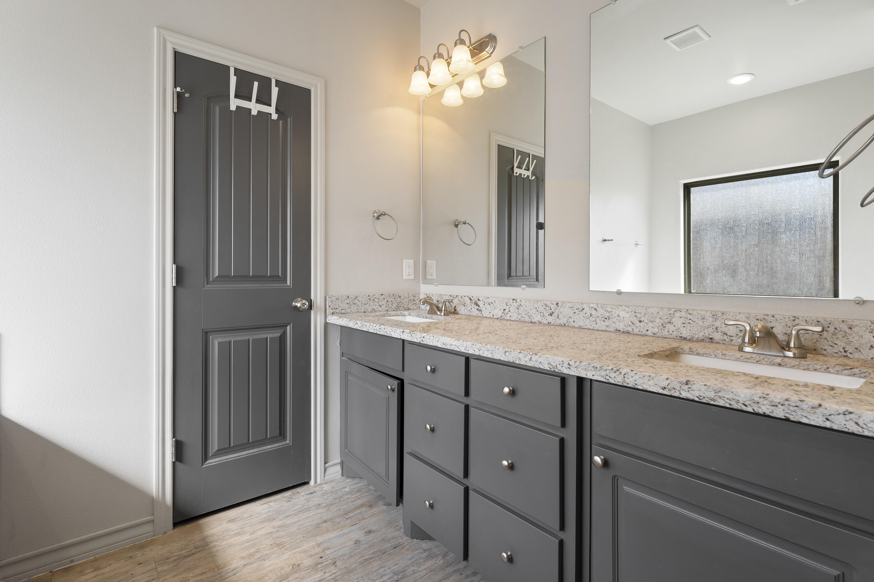 5307 Lehigh Street Lubbock, TX 79416 - Photo 14 of 26 DSC07339