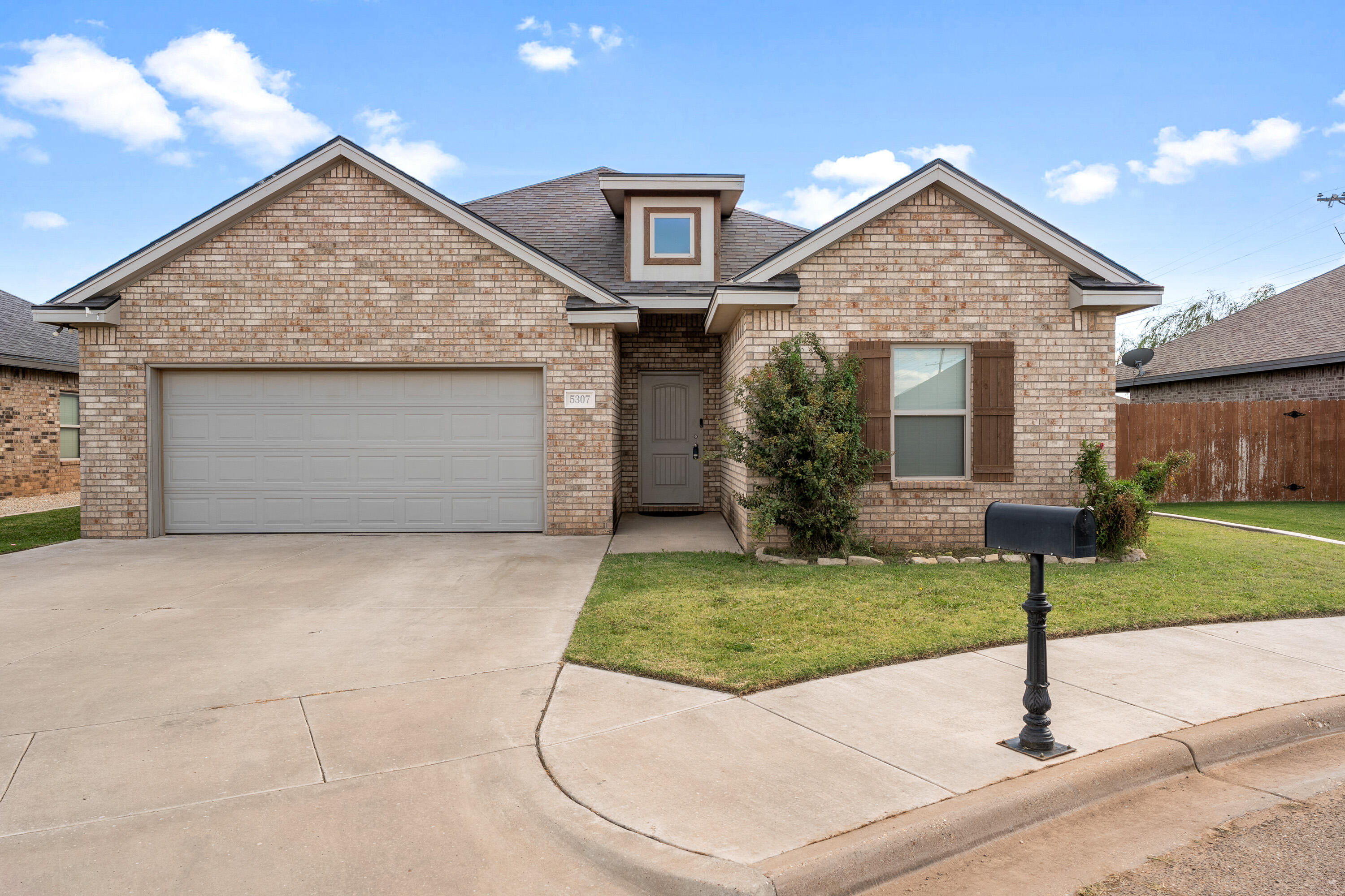 5307 Lehigh Street Lubbock, TX 79416 - Photo 2 of 26 DSC07756