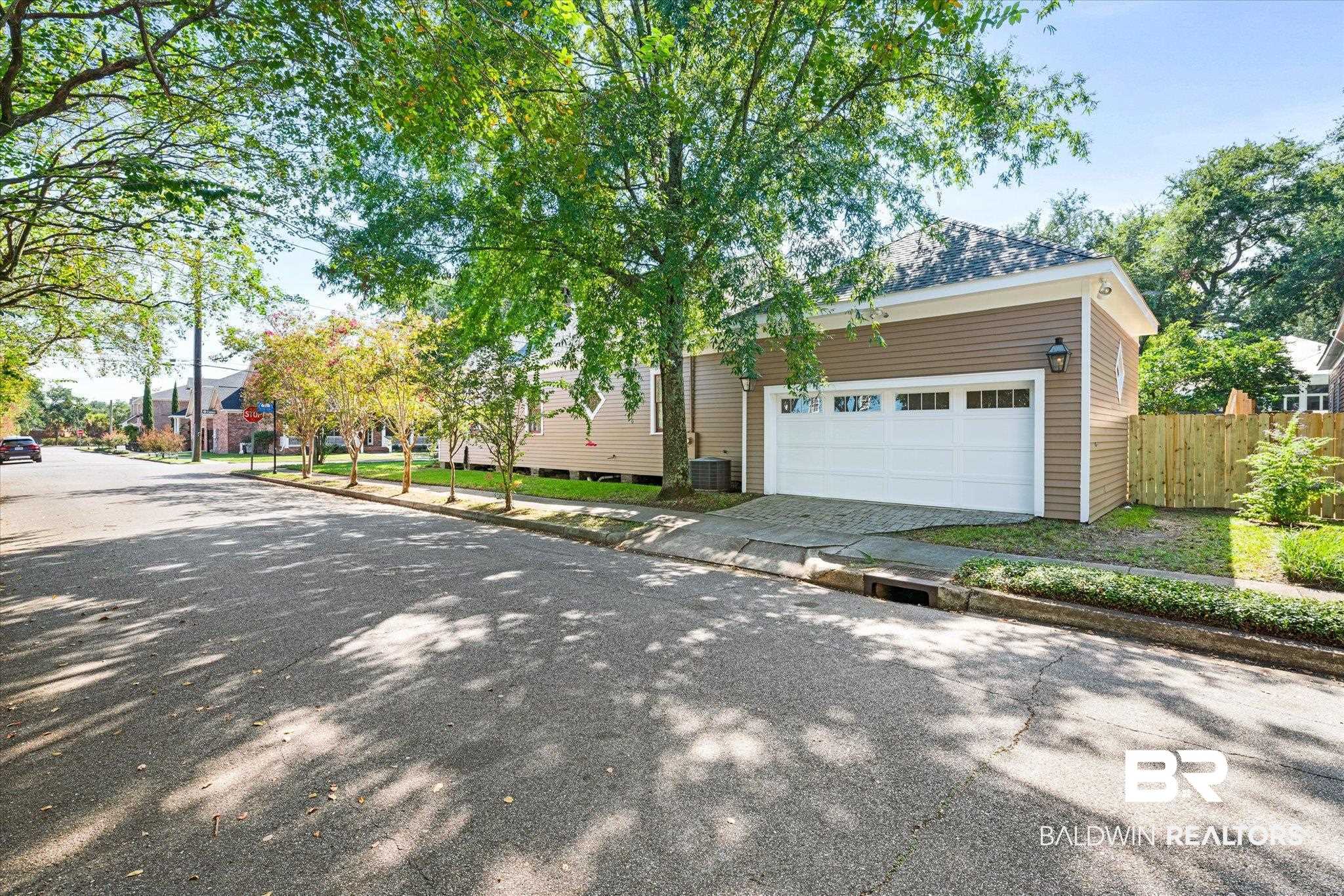 550 Eslava Street Mobile, AL 36602 - Photo 27 of 48