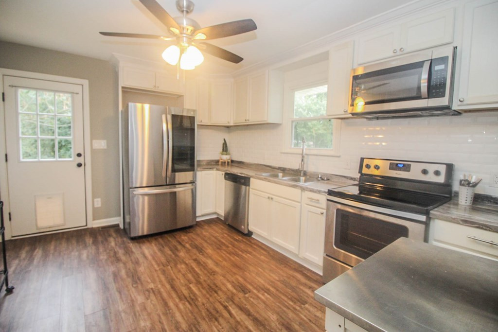 4364 Hammond Circle Martinez, GA 30907 - Photo 10 of 65