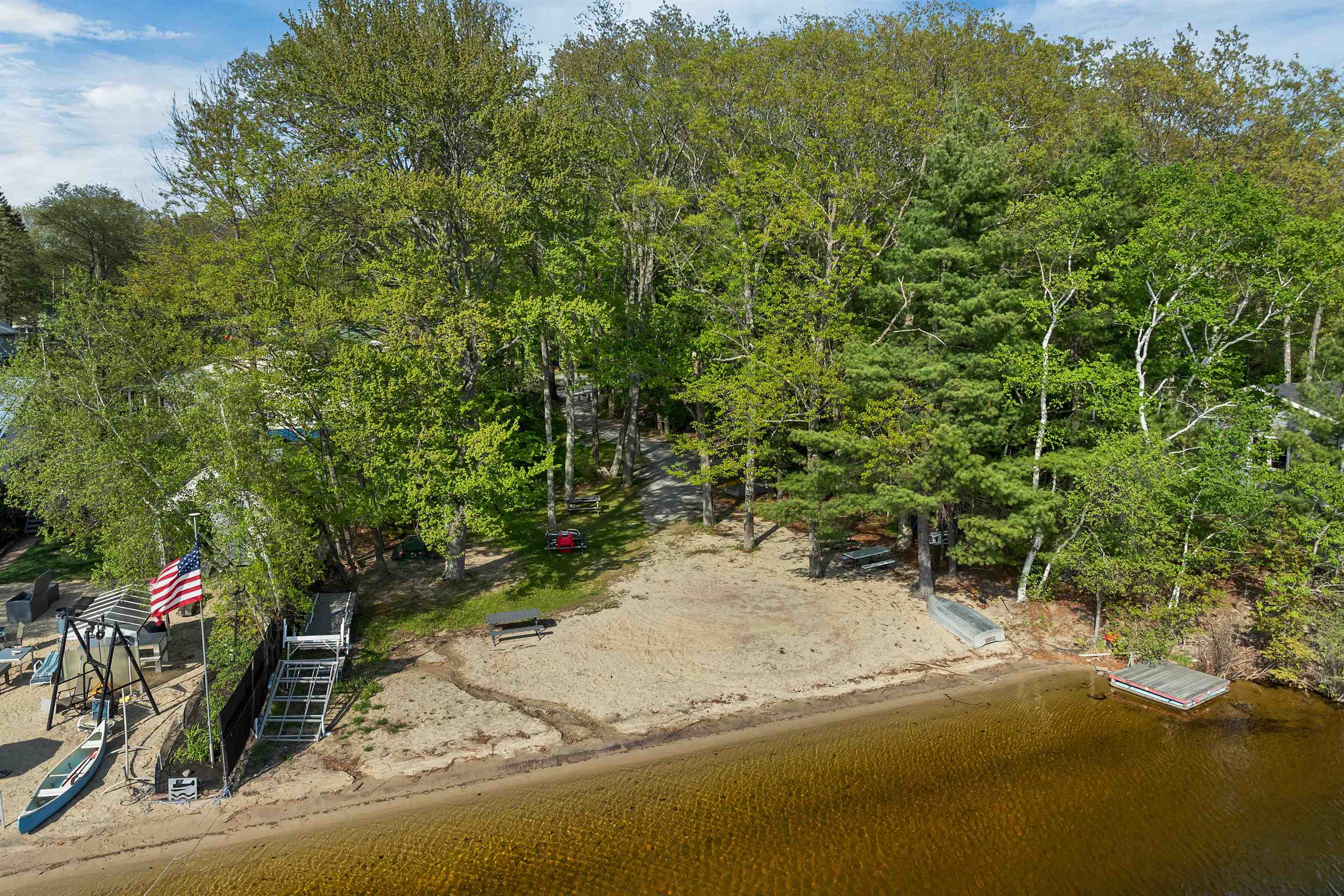 109 Barden Hill Road Hillsborough, NH 03244 - Photo 5 of 30