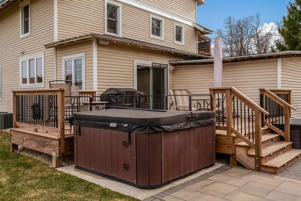 $589,000 | 881 Parkview Drive, Milton, WI 53563