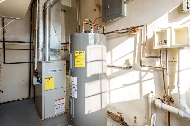 $110,000 | 2004 Sauber Avenue, Rockford, IL 61103