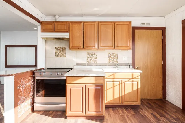 $110,000 | 2004 Sauber Avenue, Rockford, IL 61103