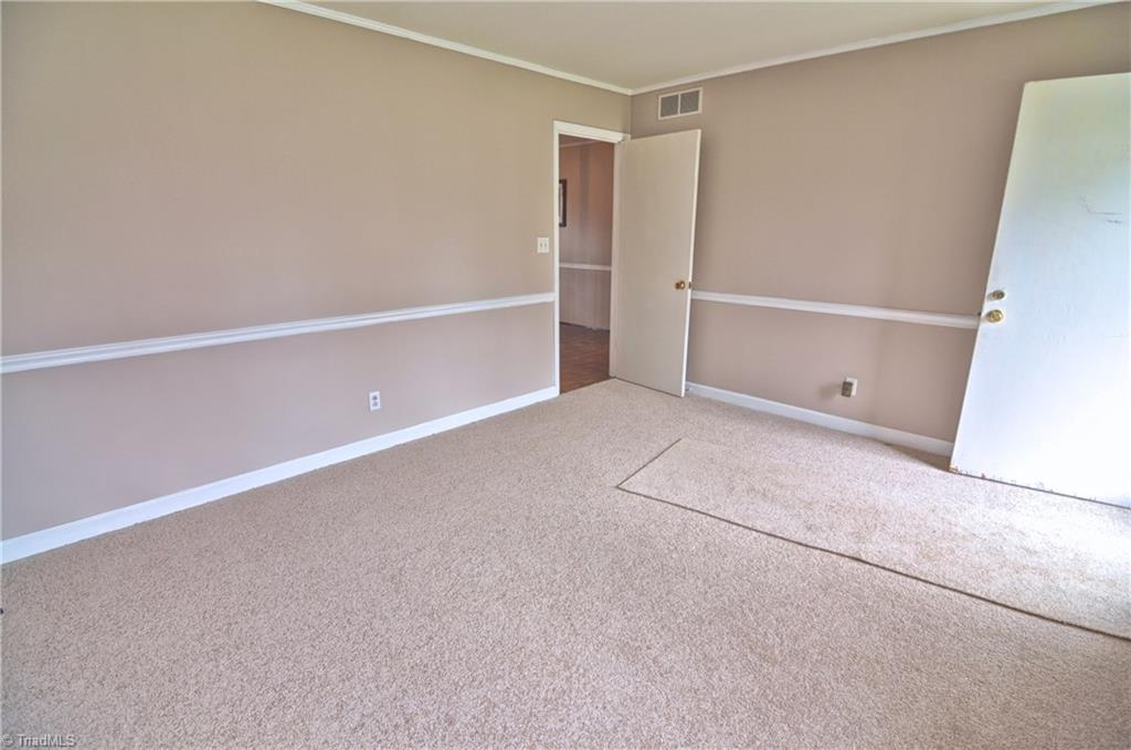 117 Cloverdale Road Lexington, NC 27295 - Photo 11 of 20 Gallery Image 11
