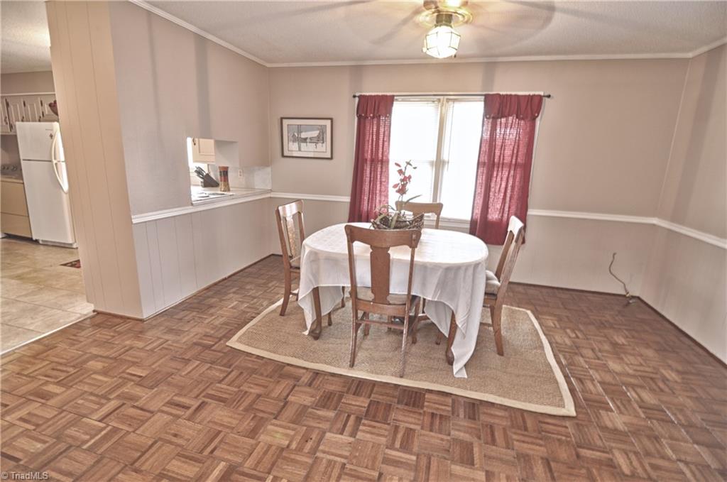 117 Cloverdale Road Lexington, NC 27295 - Photo 4 of 20 Gallery Image 4