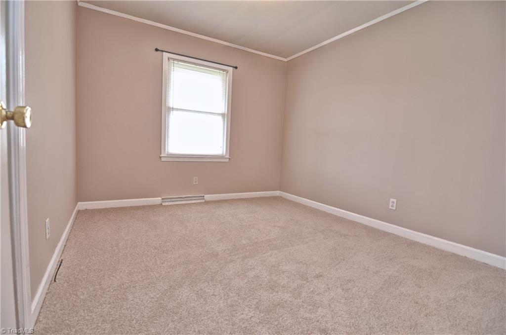 117 Cloverdale Road Lexington, NC 27295 - Photo 7 of 20 Gallery Image 7