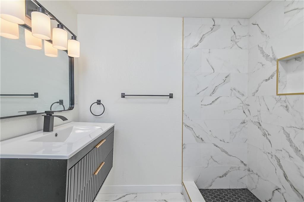 8208 East 114th Street Kansas City, MO 64134 - Photo 17 of 19