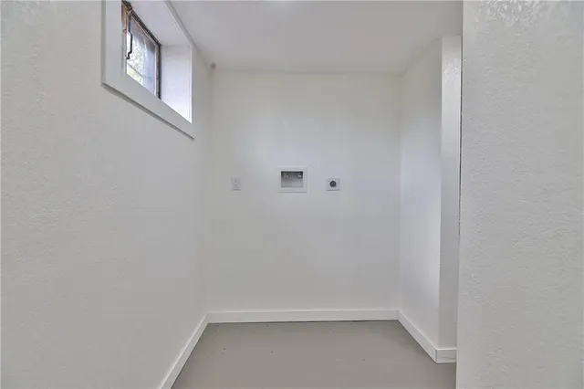 $199,000 | 8208 East 114th Street, Kansas City, MO 64134