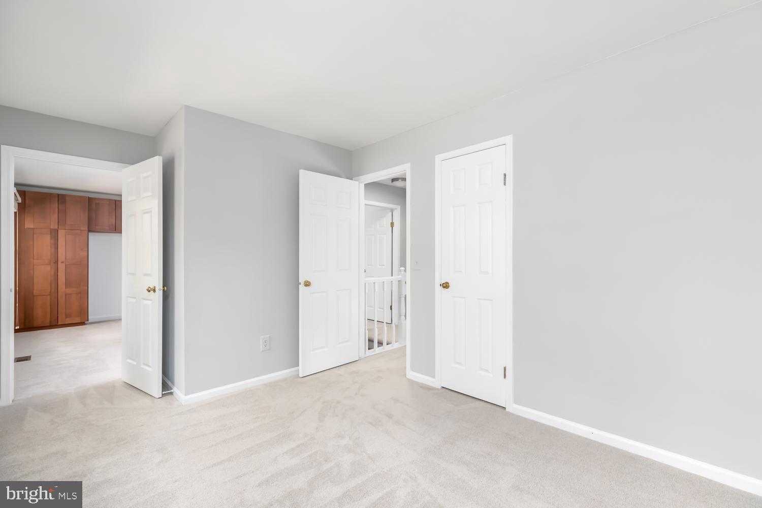 11603 Deer Forest Road Reston, VA 20194 - Photo 20 of 38 a view of an empty room