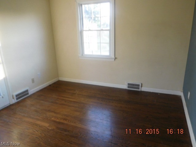 3423 Milverton Road Cleveland, OH 44120 - Photo 11 of 16