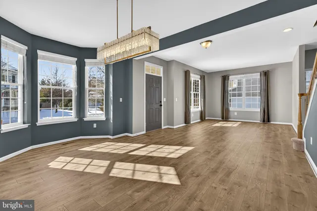 $925,000 | 43132 Butterfly Way, Leesburg, VA 20176