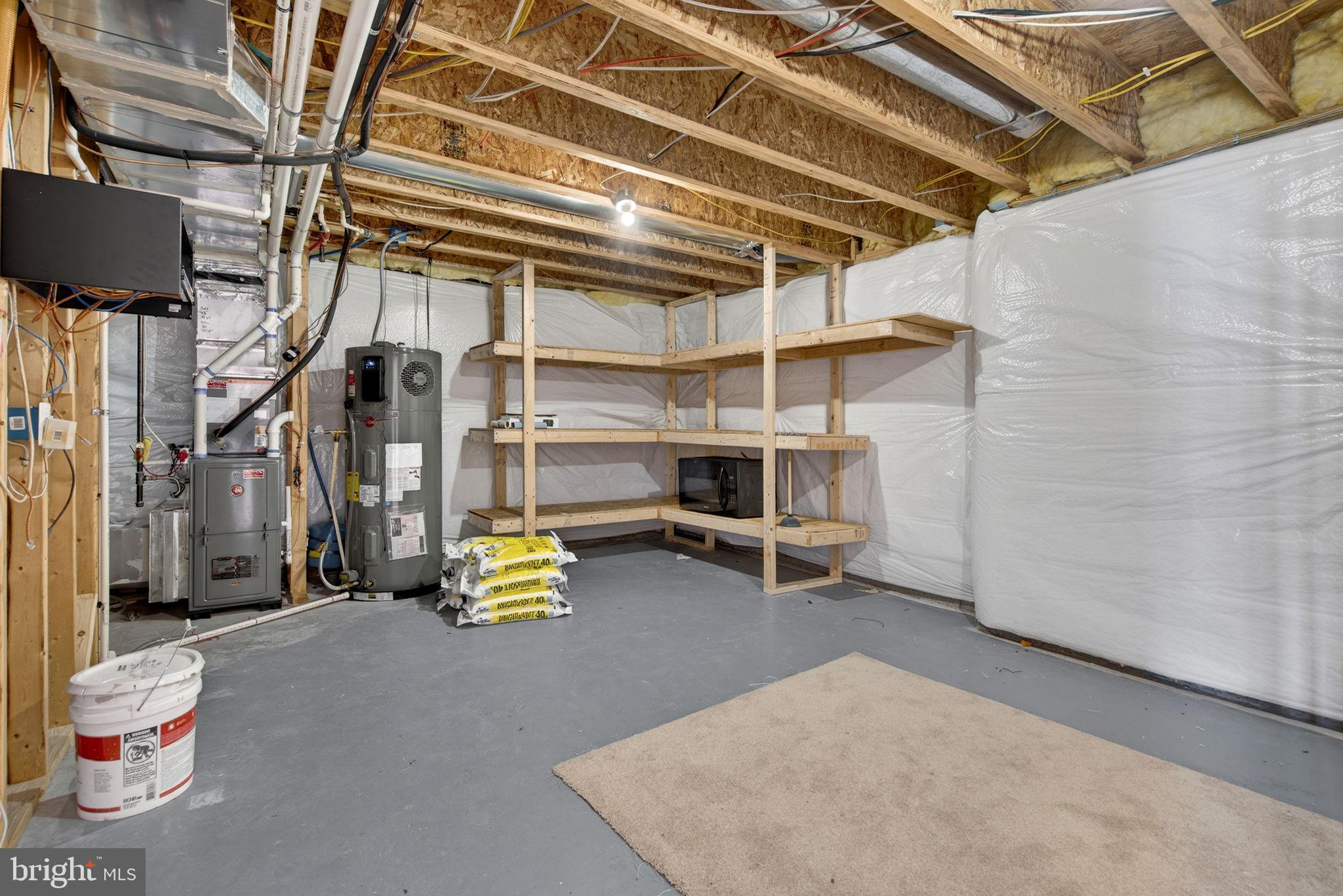43132 Butterfly Way Leesburg, VA 20176 - Photo 50 of 63 a view of storage and utility room