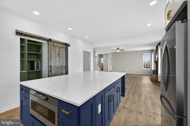 $925,000 | 43132 Butterfly Way, Leesburg, VA 20176