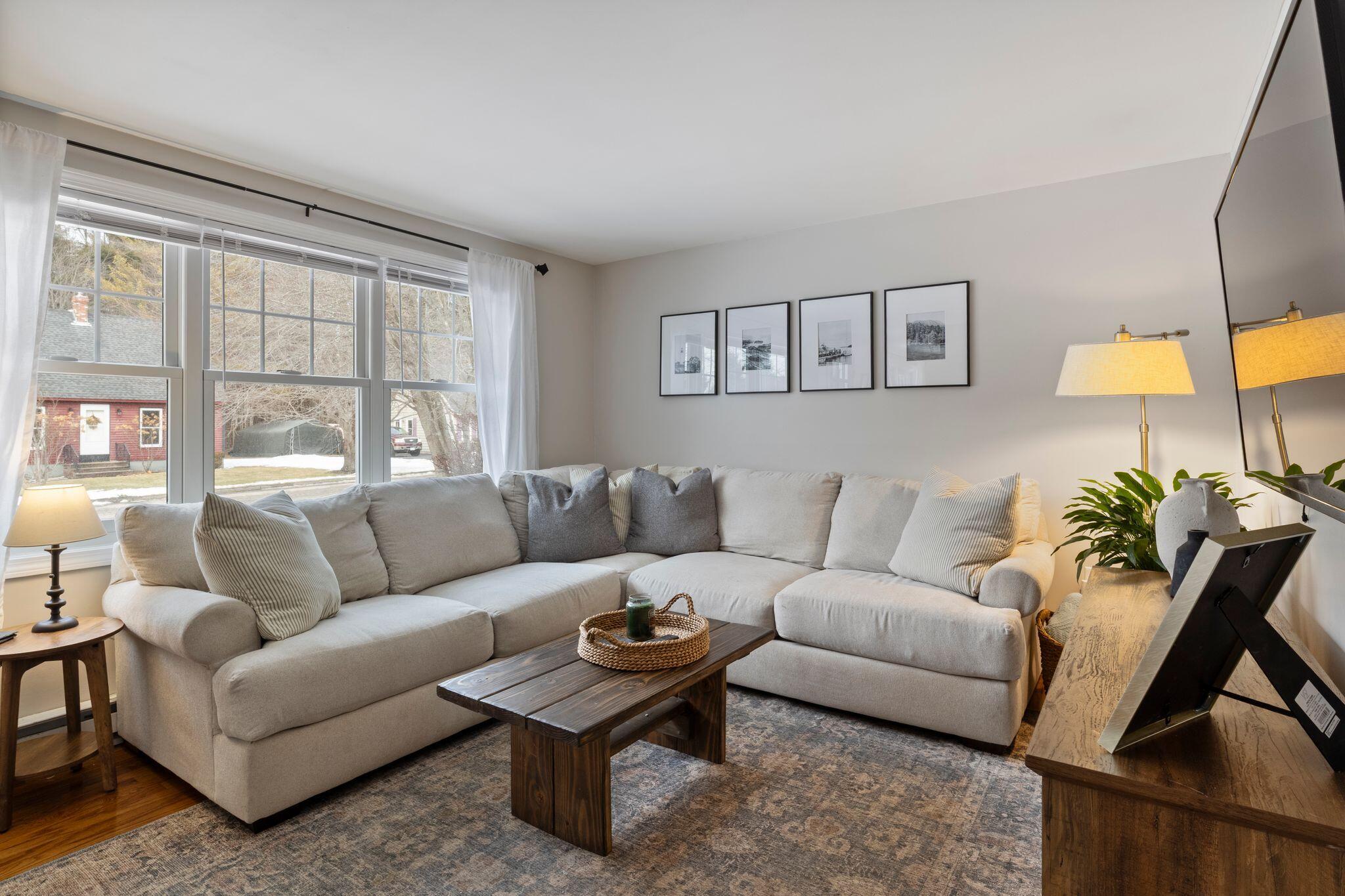 69 Euclid Avenue Portland, ME 04103 - Photo 18 of 30 Living Room
