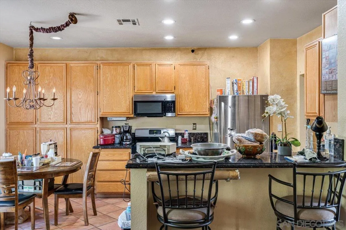 32764 Freesia Way Temecula, CA 92592 - Photo 16 of 48