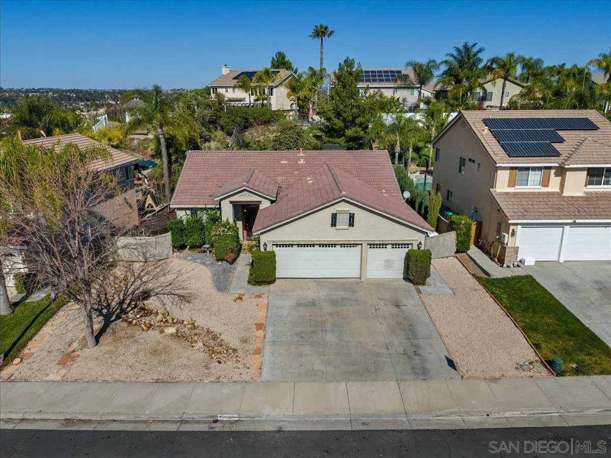 32764 Freesia Way Temecula, CA 92592 - Photo 6 of 48