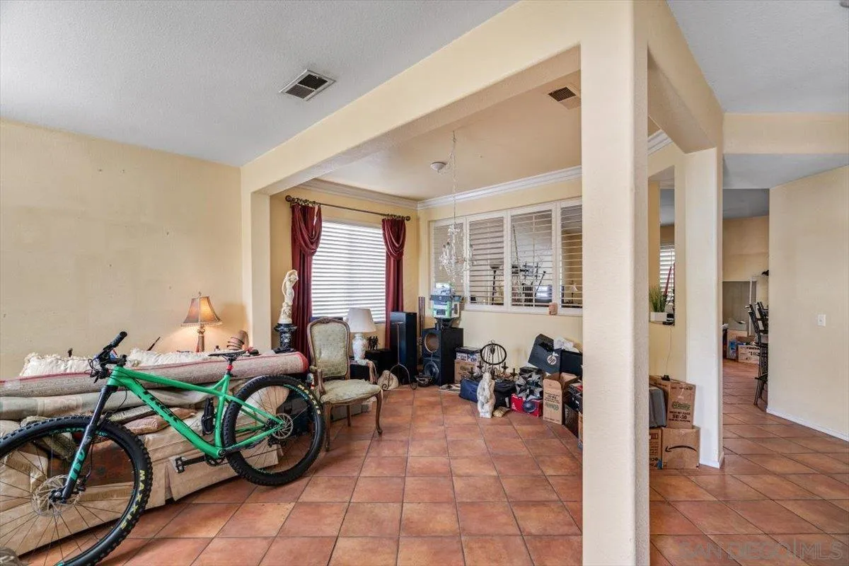 32764 Freesia Way Temecula, CA 92592 - Photo 8 of 48