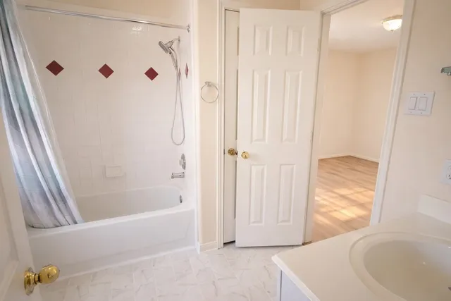 $2,800 | 13623 Eldridge Springs Way, Houston, TX 77083