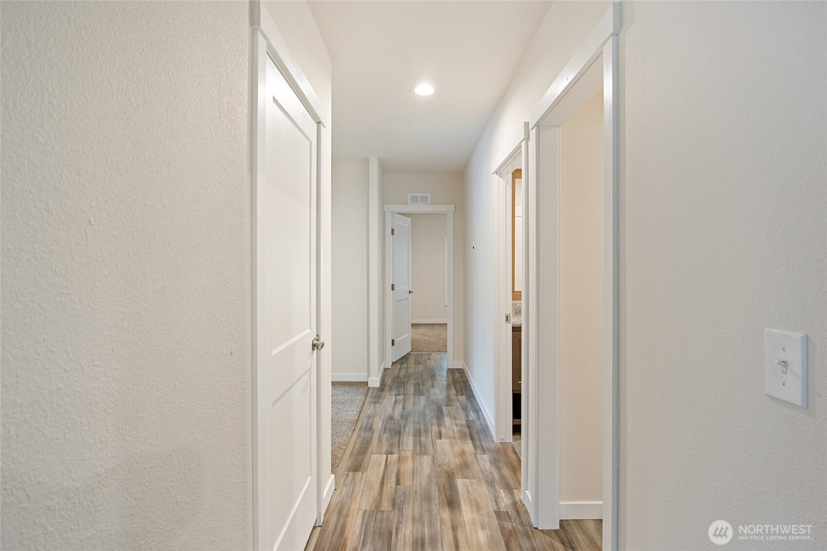 32501 Northeast 50th Street, Unit 31 Carnation, WA 98014 - Photo 12 of 28