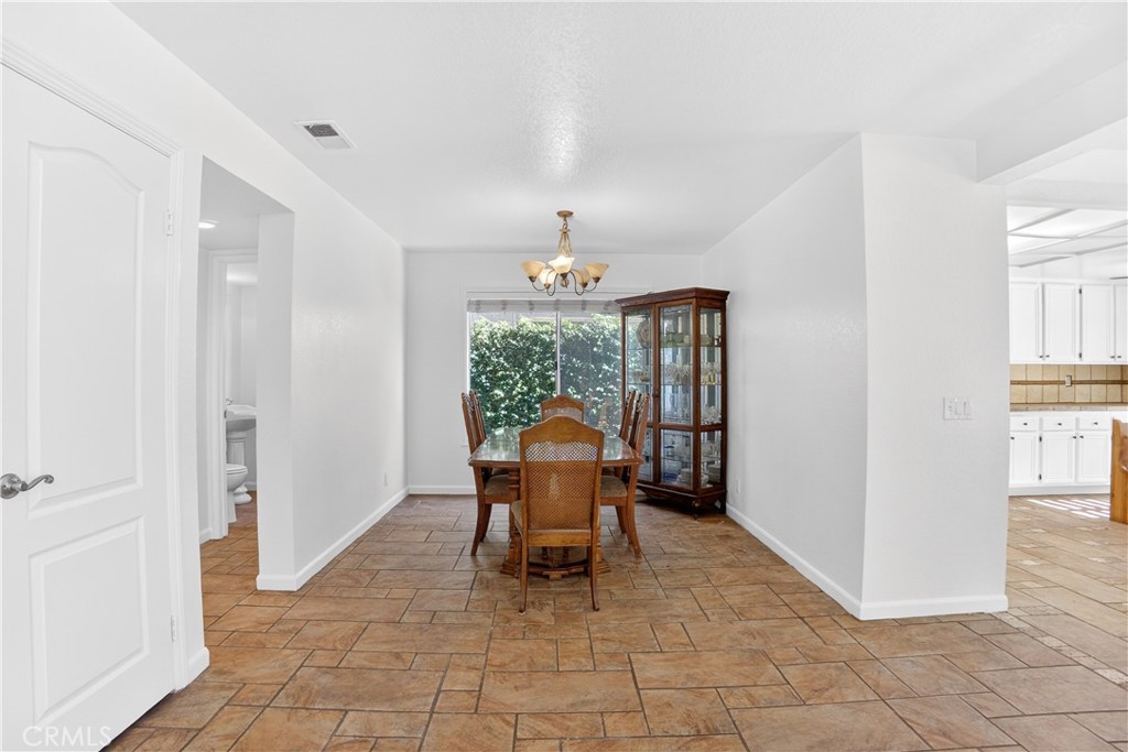 540 Fairfield Road Simi Valley, CA 93065 - Photo 11 of 47 a workspace room with furniture and a window