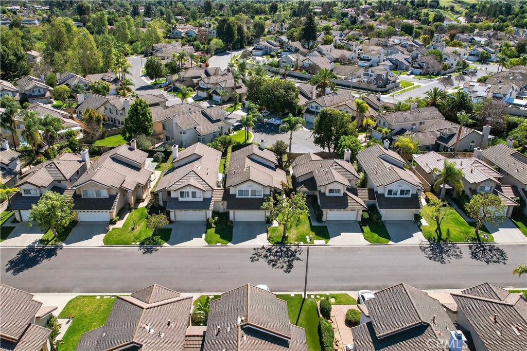 540 Fairfield Road Simi Valley, CA 93065 - Photo 7 of 47 an aerial view of residential houses with outdoor space