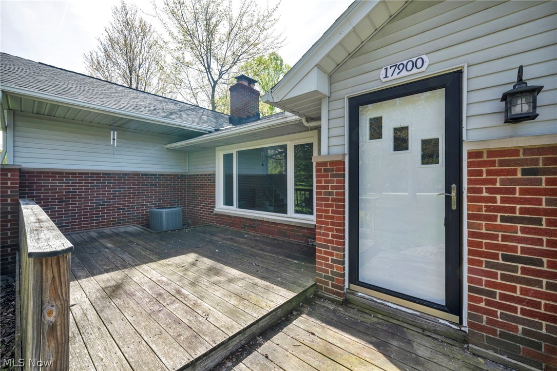 17900 Hicks Road Walton Hills, OH 44146 - Photo 3 of 43