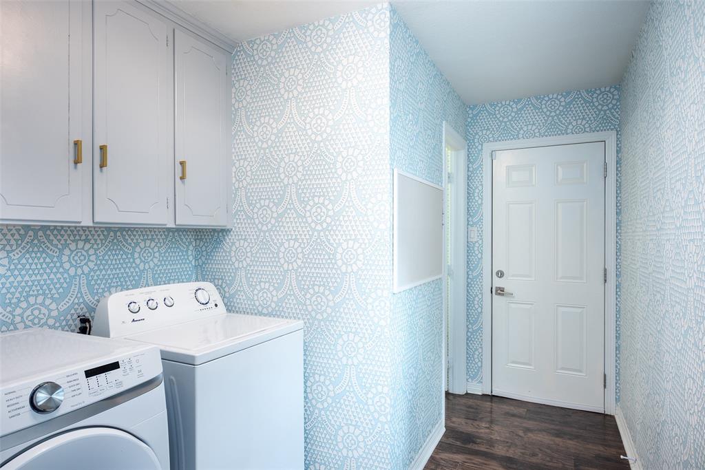 3352 Princess Lane Dallas, TX 75229 - Photo 15 of 28