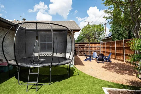 $950,000 | 3352 Princess Lane, Dallas, TX 75229