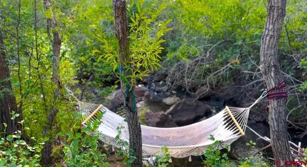 a view of an outdoor space