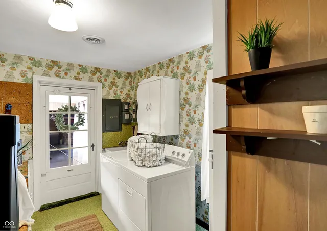 $200,000 | 410 North Main Street, Tipton, IN 46072