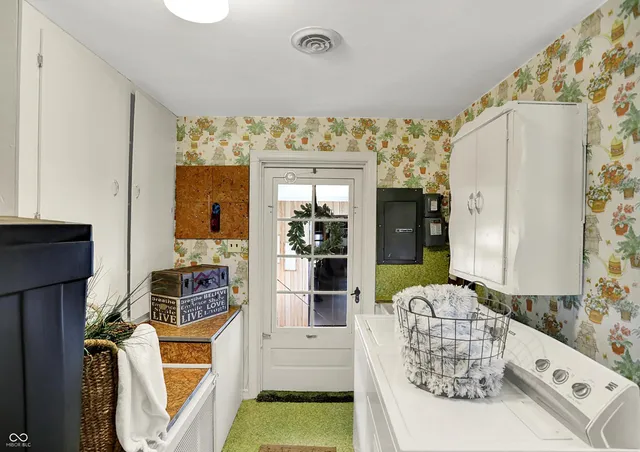 $200,000 | 410 North Main Street, Tipton, IN 46072