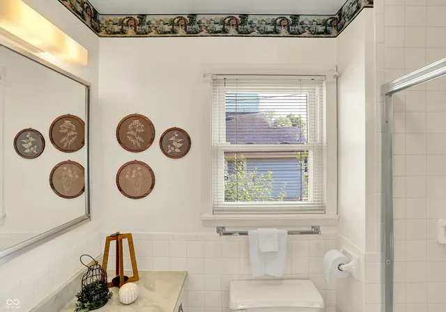 $200,000 | 410 North Main Street, Tipton, IN 46072