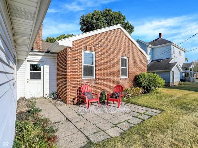 $200,000 | 410 North Main Street, Tipton, IN 46072