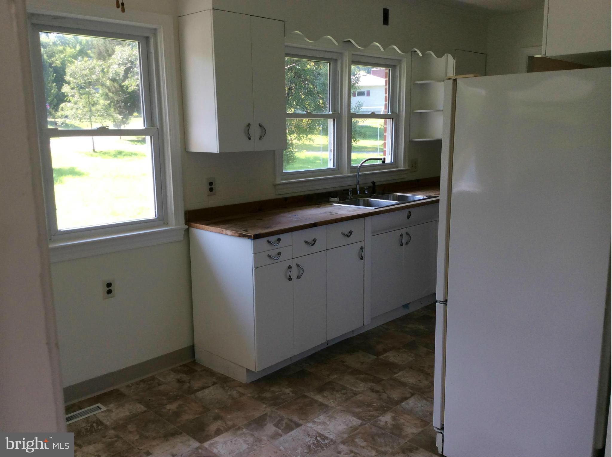 85 Algonquin Road North East, MD 21901 - Photo 7 of 21 Kitchen