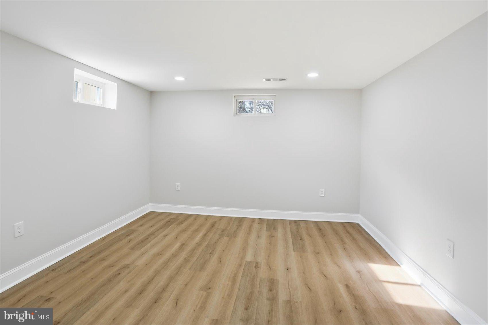 4415 Fieldgreen Road Baltimore, MD 21236 - Photo 33 of 45