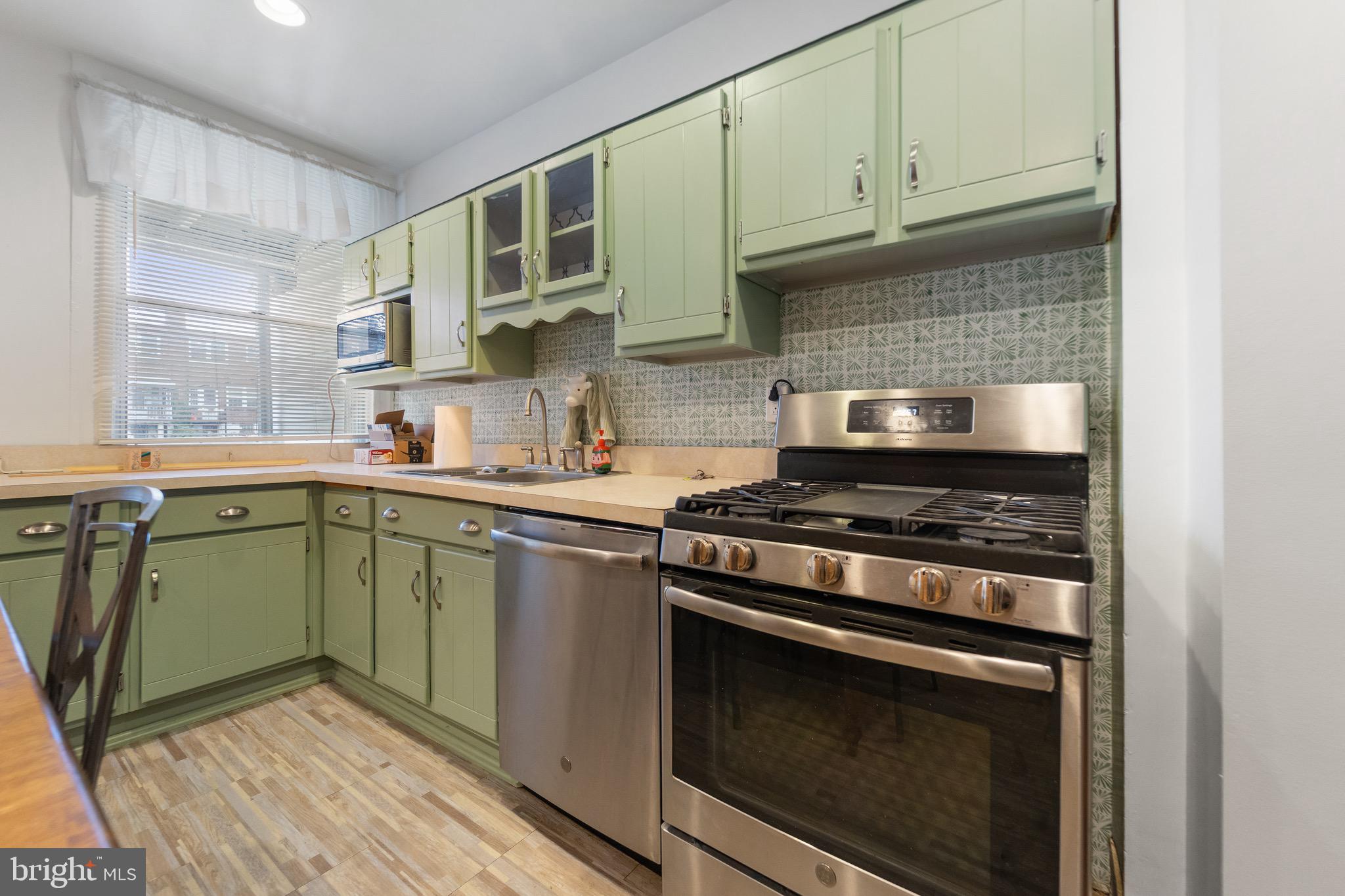 4412 Falls Road Baltimore, MD 21211 - Photo 9 of 30 Kitchen
