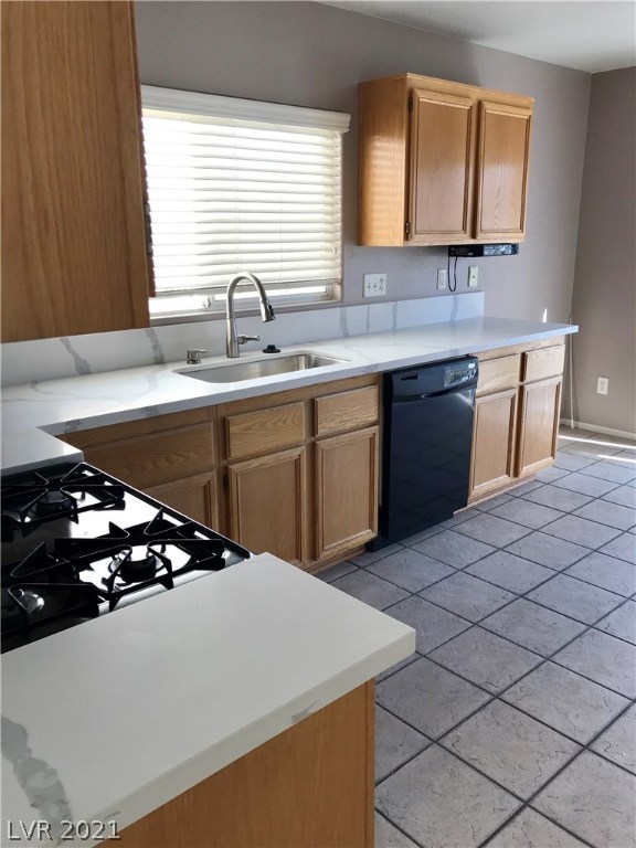 1116 Cathedral Ridge Street Henderson, NV 89052 - Photo 14 of 44 Gallery Image 14