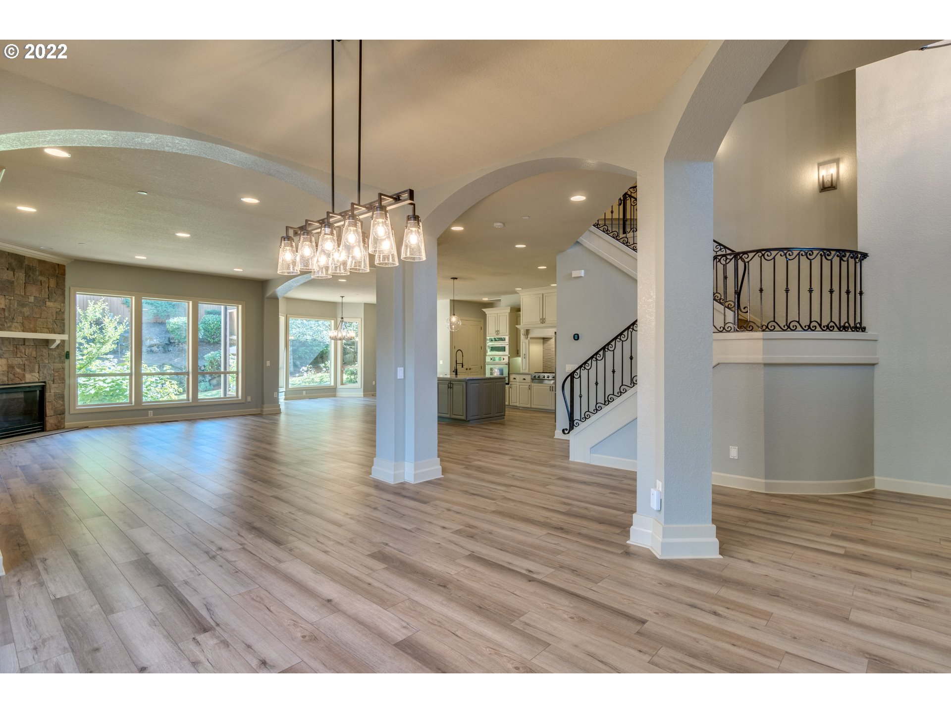 606 Northwest 24th Circle Camas, WA 98607 - Photo 6 of 32