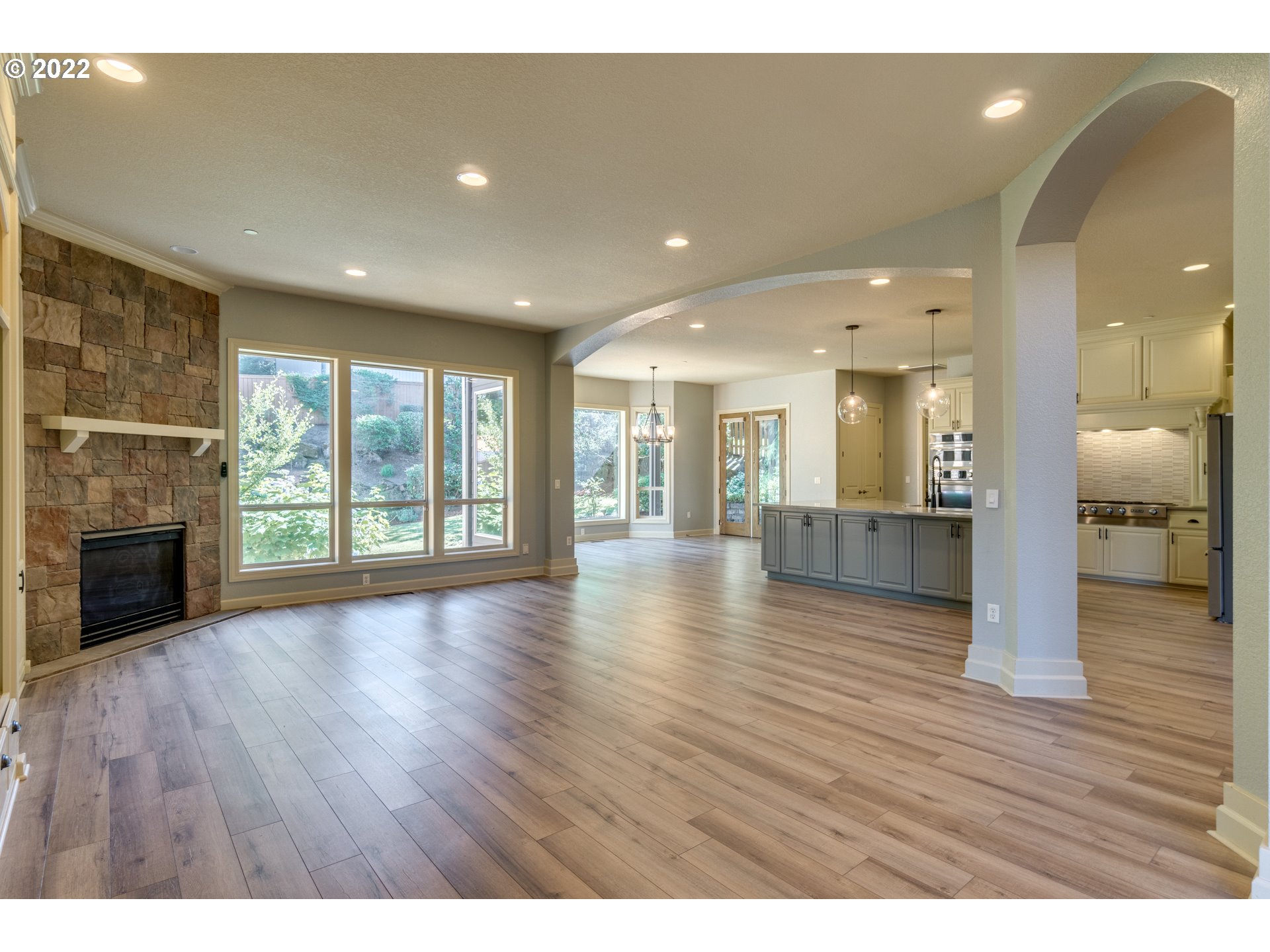 606 Northwest 24th Circle Camas, WA 98607 - Photo 9 of 32