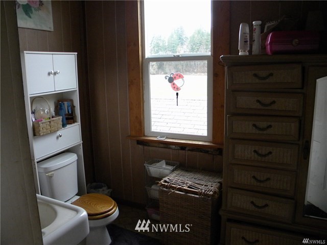 683 Monte Elma Road Elma, WA 98541 - Photo 11 of 12 Gallery Image 11