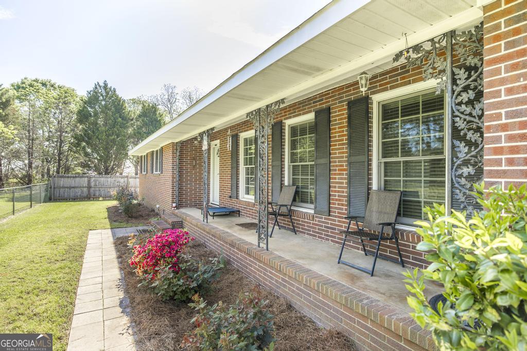 504 Dunbar Road Warner Robins, GA 31093 - Photo 3 of 46