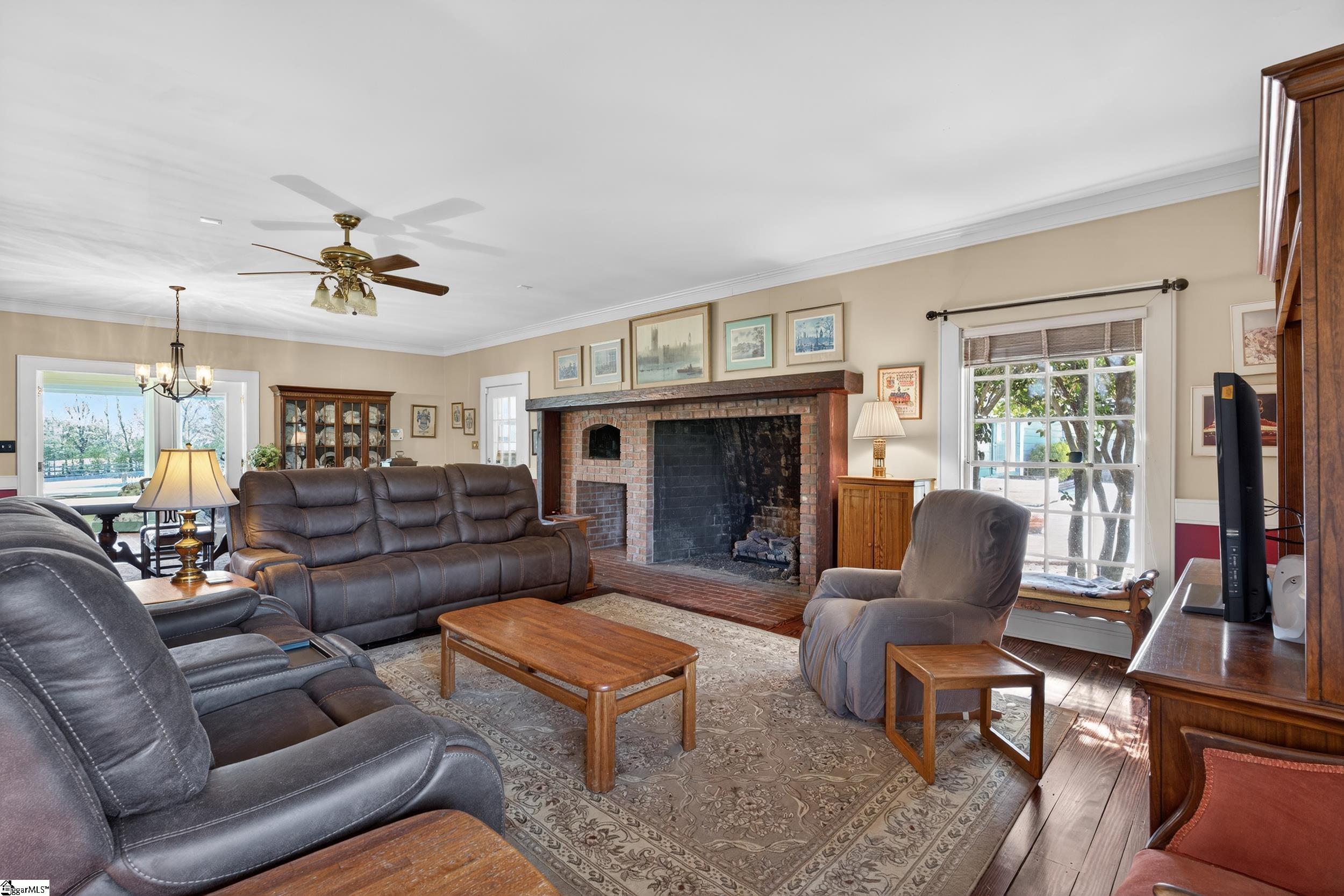 341 State Rd S-42-986 Chesnee, SC 29323 - Photo 8 of 37