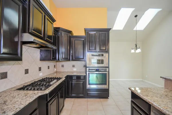 $3,000 | 6411 Edinburgh Court, Sugar Land, TX 77479